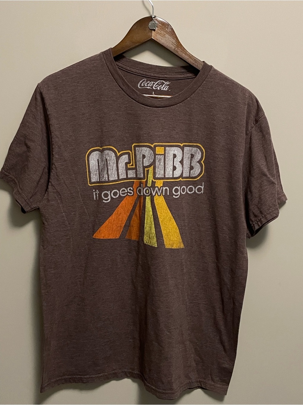 Coca-Cola Mr. Pibb Brown Tee with Orange and Yellow Graphic Men’s Large